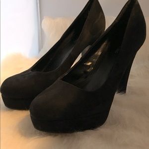 Women’s Black Platform Heels Size 9